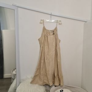 Baggy tan dress